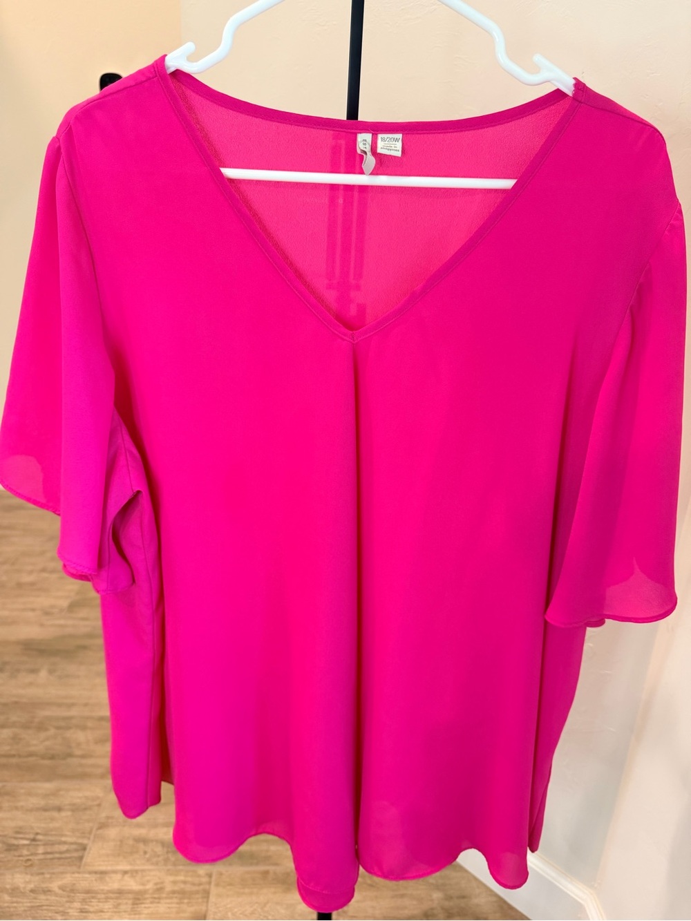 Women’s Hot Pink Chiffon Blouse | Size 18/20W